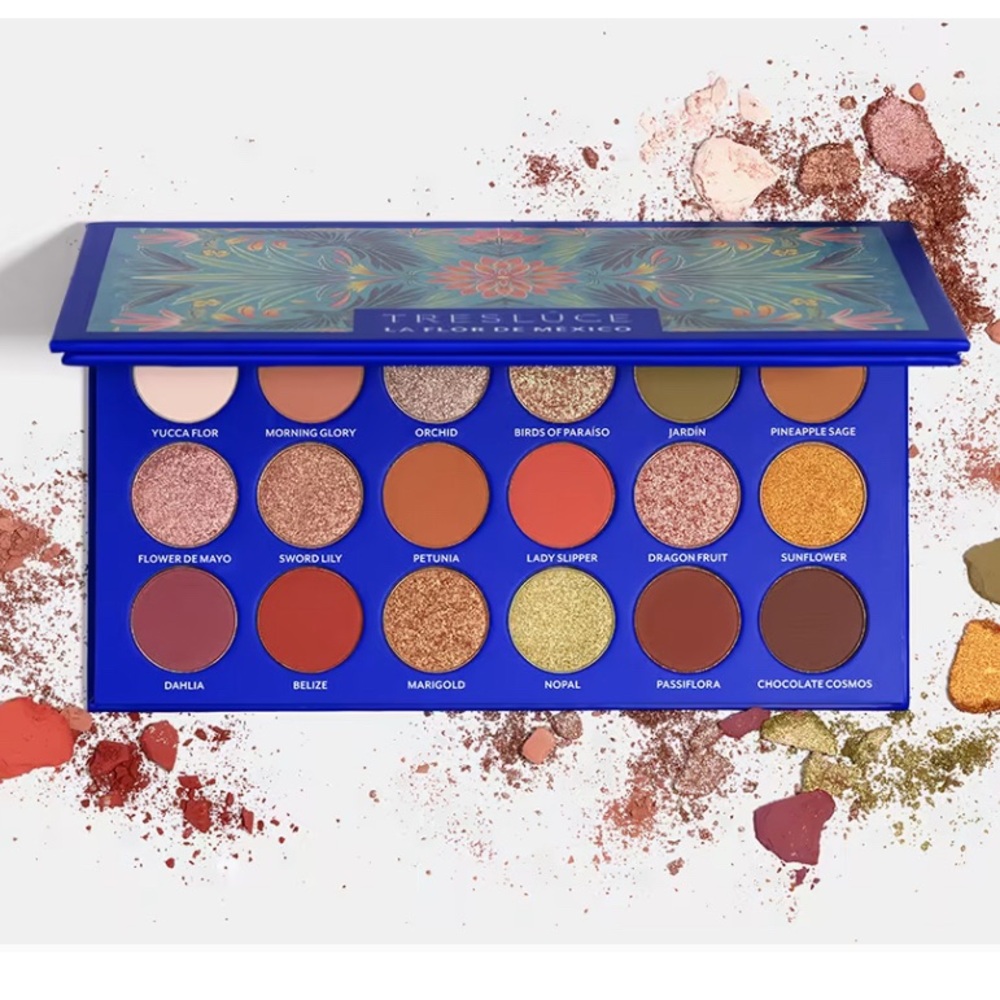 Viseart Red and Pink Eyeshadow Palette with 18 Vibrant Shades